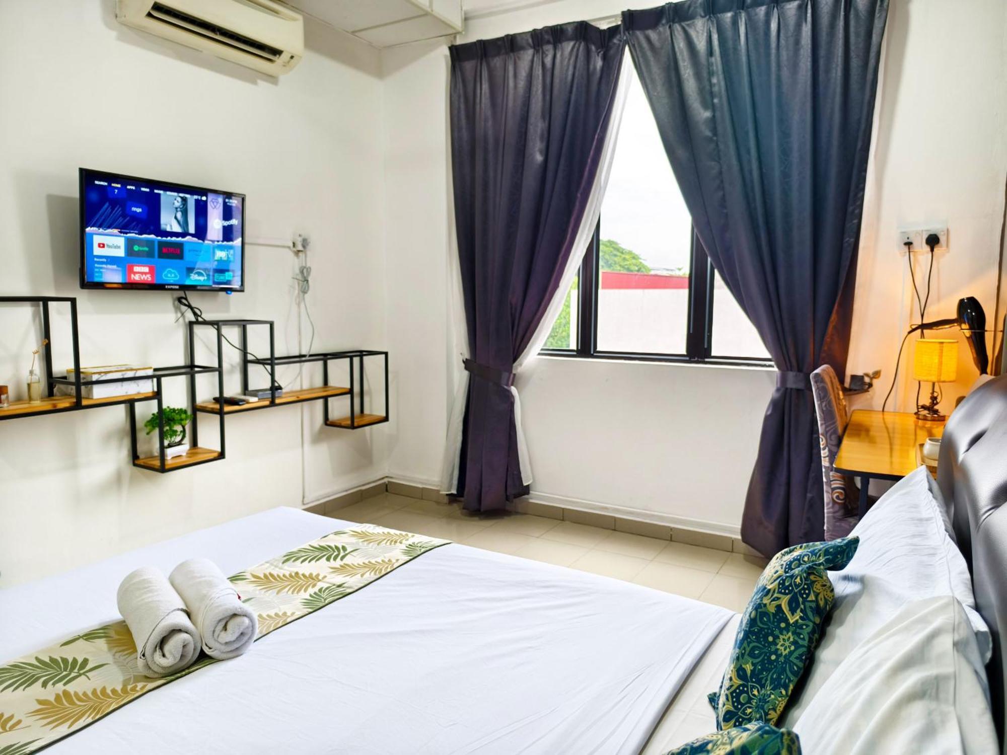 Salaam Suites Hotel Kota Bharu Exterior photo